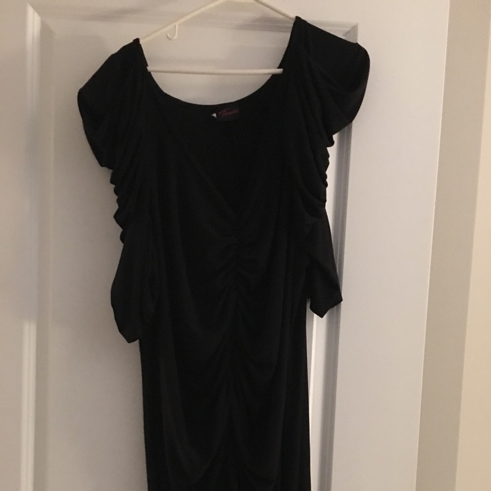 Black ruched dress